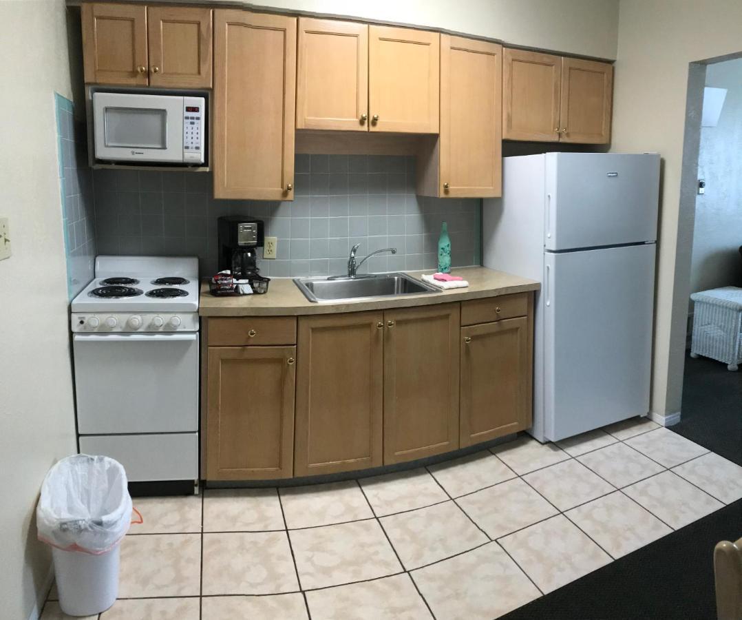 Carlton House Motel And Suites St. Pete Beach Kültér fotó