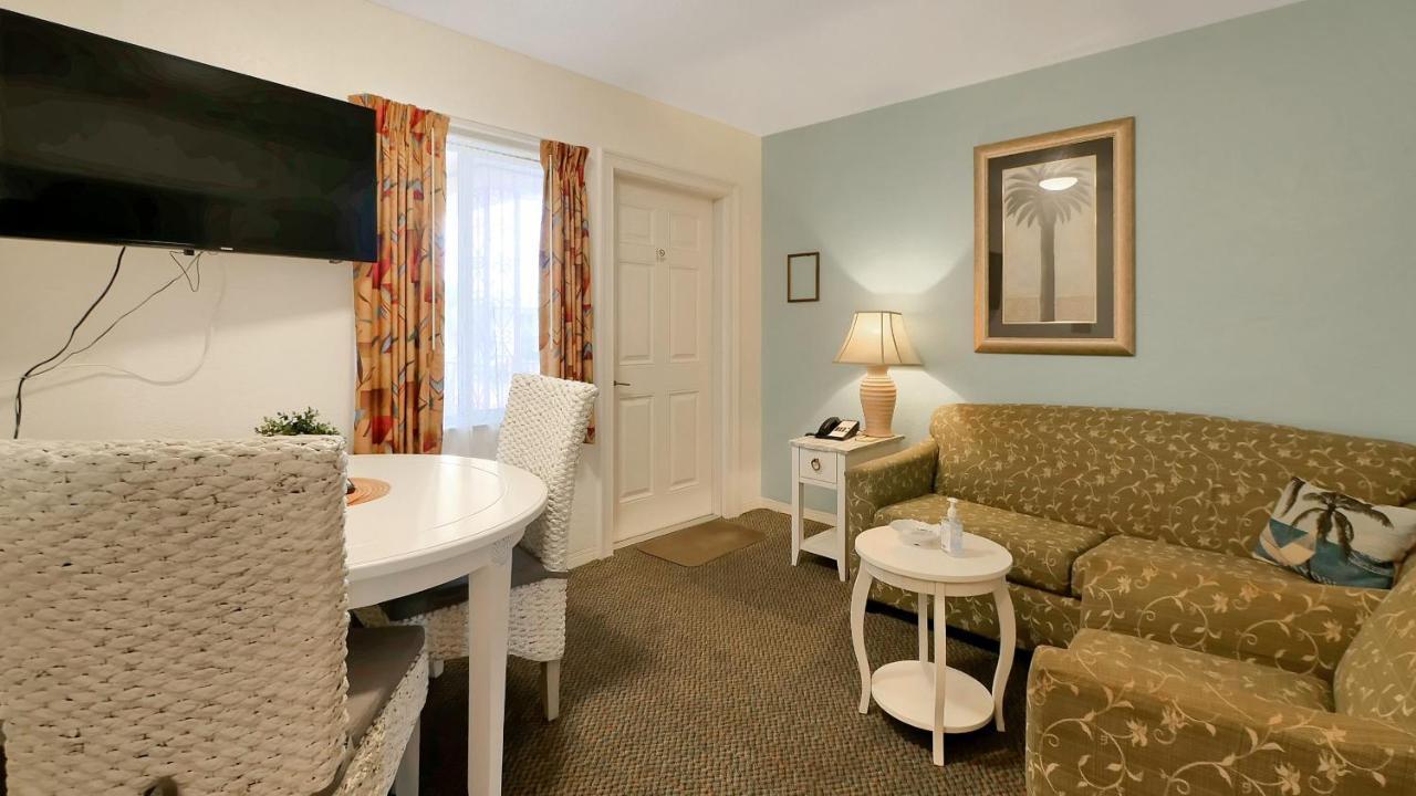 Carlton House Motel And Suites St. Pete Beach Kültér fotó