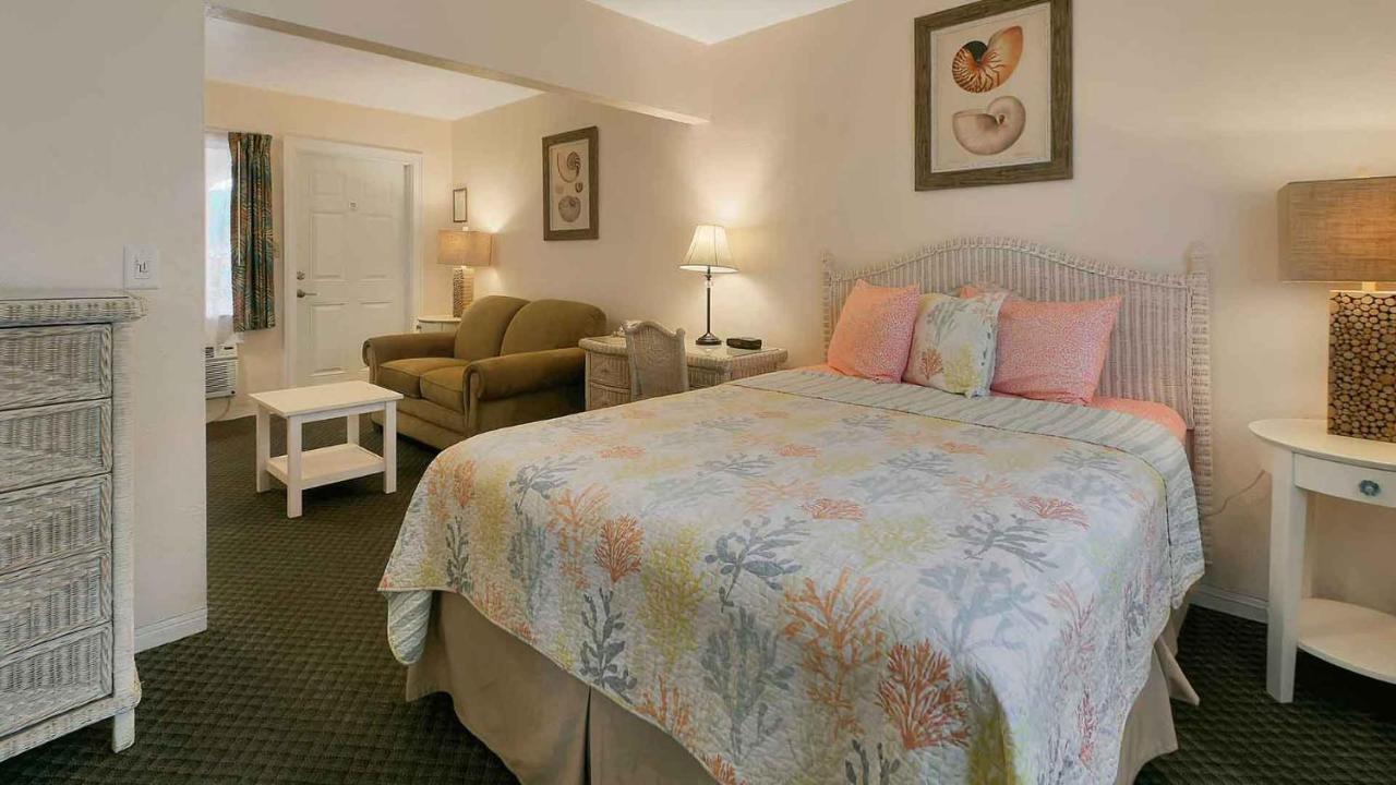 Carlton House Motel And Suites St. Pete Beach Kültér fotó